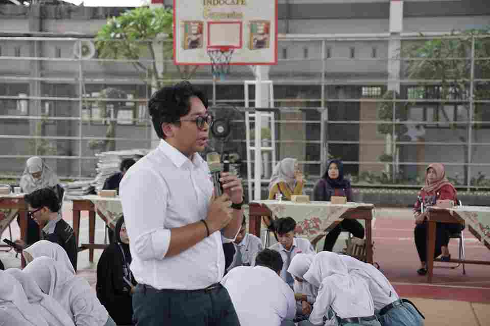 Pemaparan Mikrokontroler di SMA 1 Gebog Kudus